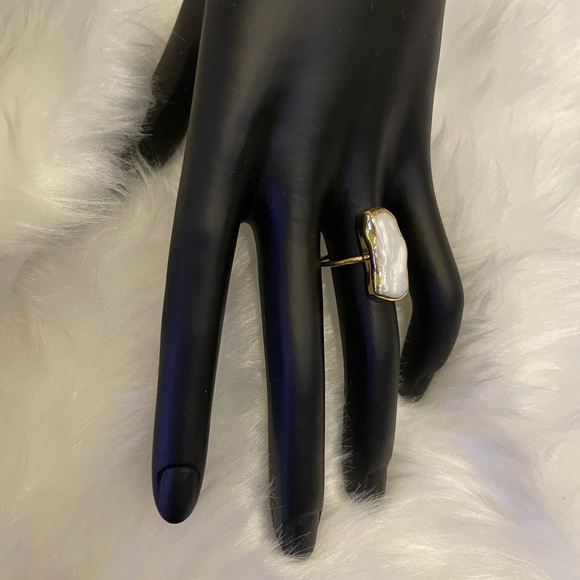 925 Sterling Silver with gold plated Baroque Pearl adjustable statement ring - Picture 4 of 7